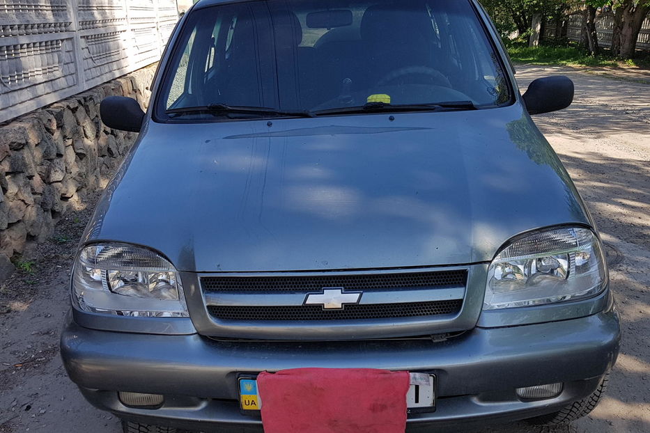 Продам Chevrolet Niva Внедорожник 2006 года в Днепре