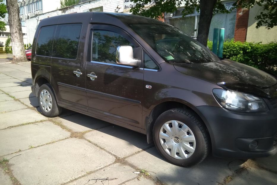 Продам Volkswagen Caddy пасс. 2011 года в Киеве