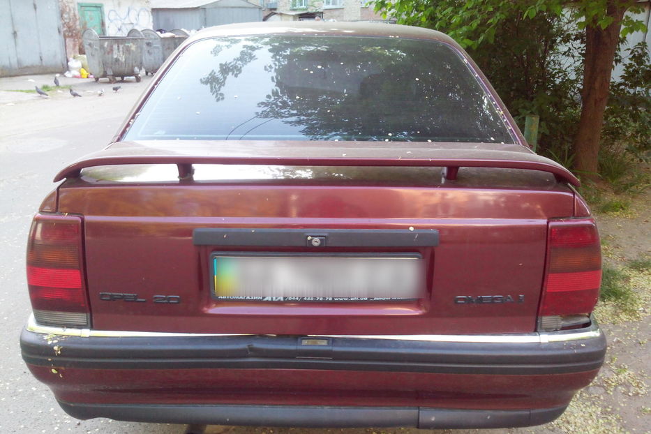 Продам Opel Omega 1993 года в Киеве