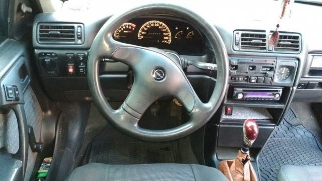 Продам Opel Vectra A 1993 года в Киеве