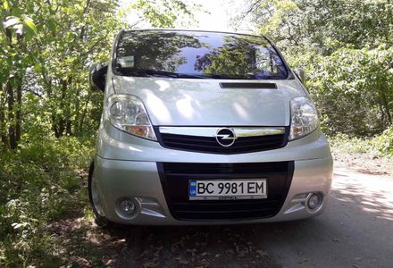 Продам Opel Vivaro пасс. 2007 года в г. Радехов, Львовская область