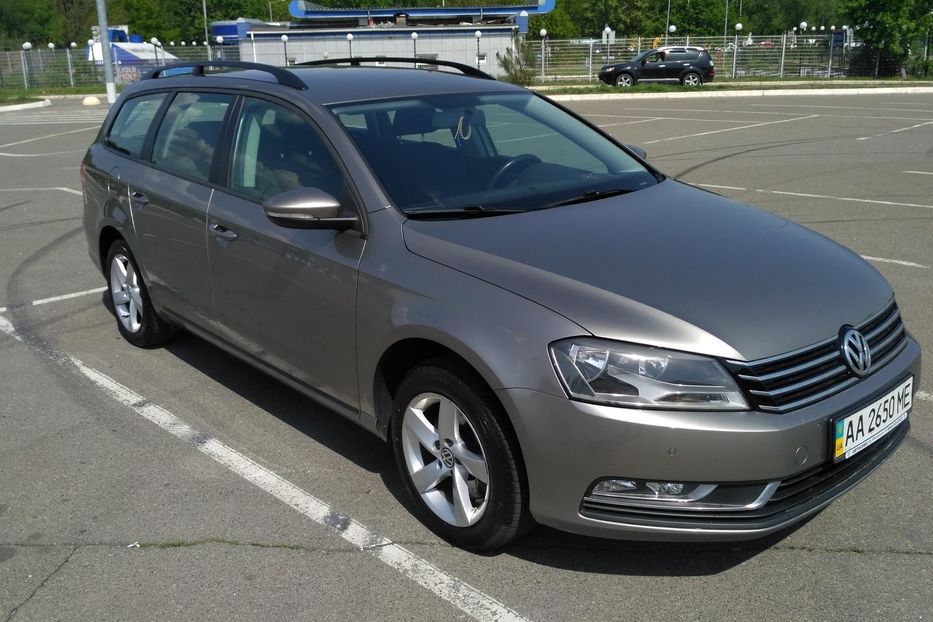 Продам Volkswagen Passat B7 2012 года в Киеве