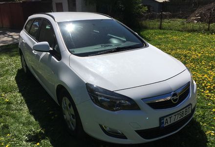 Продам Opel Astra J Sports Tourer 2012 года в г. Калуш, Ивано-Франковская область