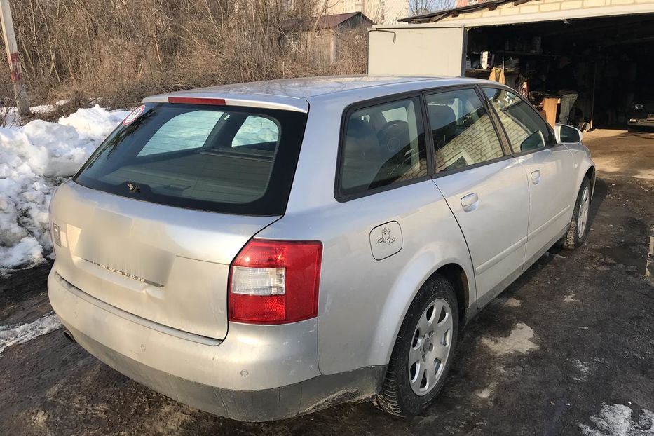 Продам Audi A4 Avant Combi 2001 года в Харькове