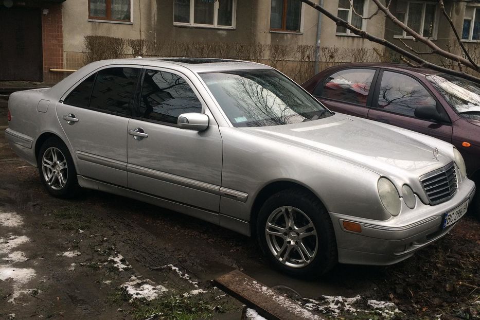 Продам Mercedes-Benz E-Class 3.2 2001 года в Львове