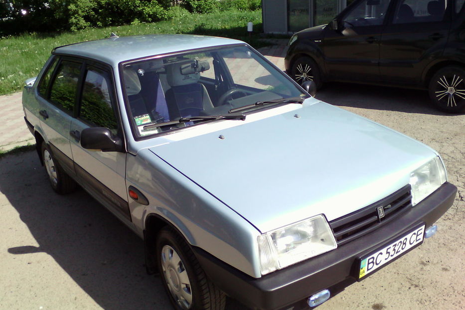 Продам ВАЗ 21099 2004 года в Львове