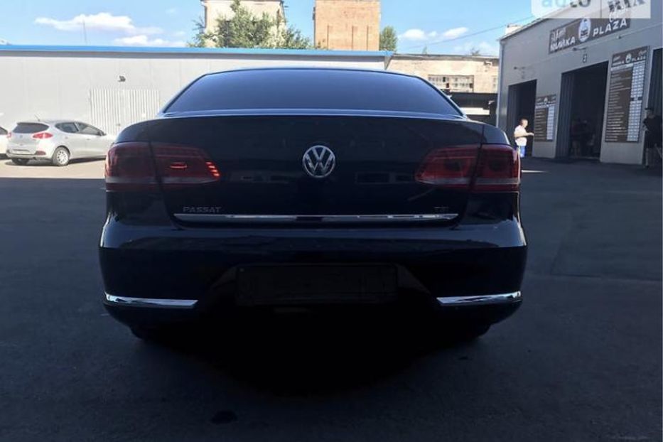 Продам Volkswagen Passat B7 Highline 2011 года в г. Белая Церковь, Киевская область