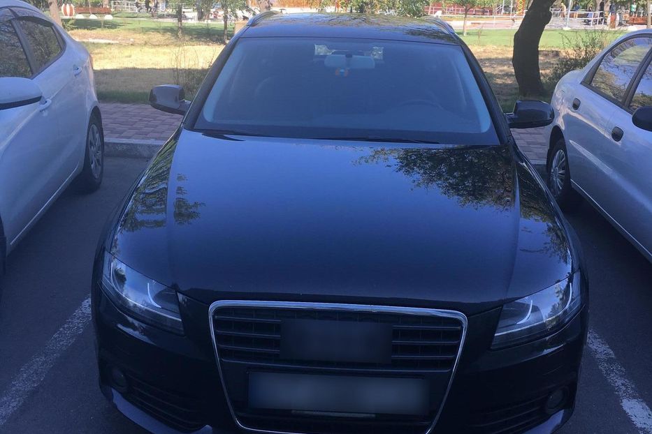 Продам Audi A4 S-line 2011 года в Одессе