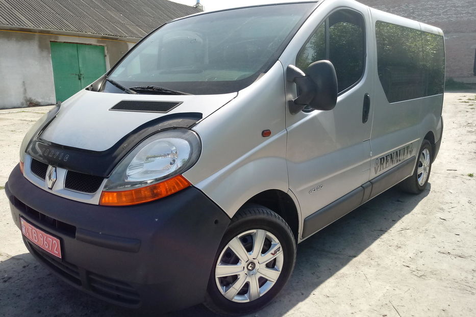 Продам Renault Trafic пасс. 2002 года в Луцке