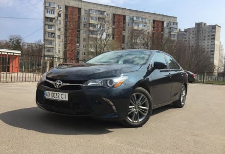 Продам Toyota Camry SE 2015 года в Харькове