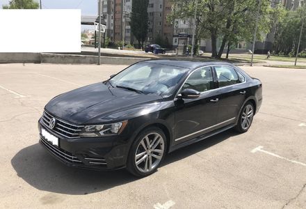 Продам Volkswagen Passat B8 R-zline 2016 года в Николаеве