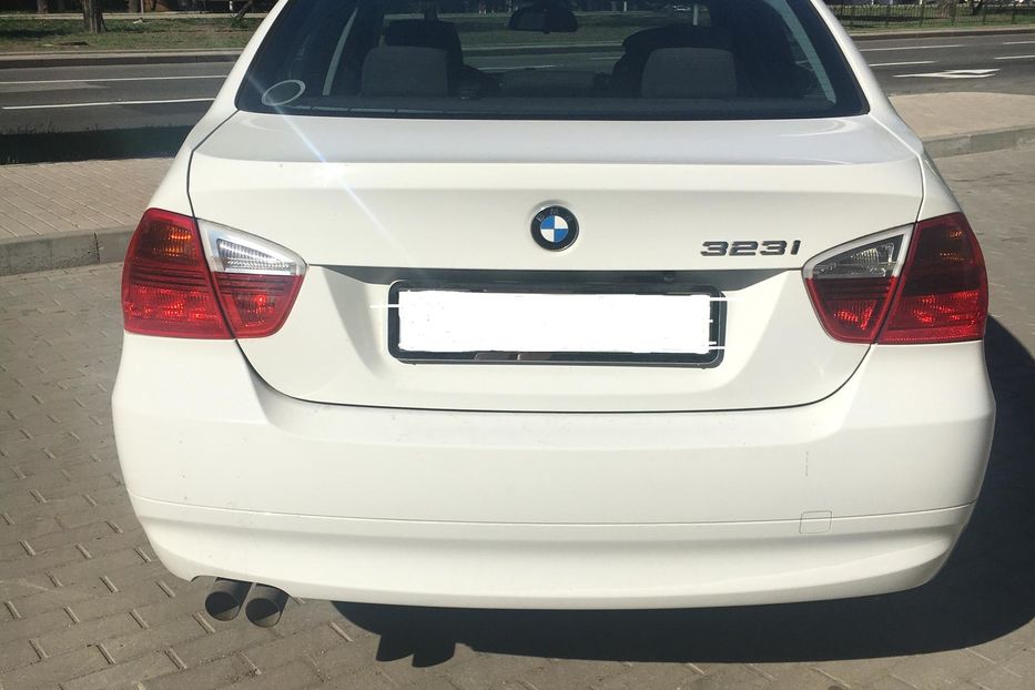 Продам BMW 323 323i 2007 года в Донецке