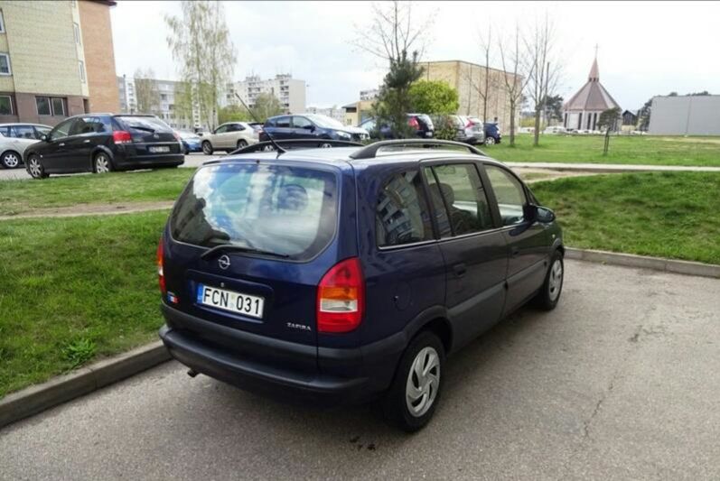 Продам Opel Zafira 2001 года в Киеве