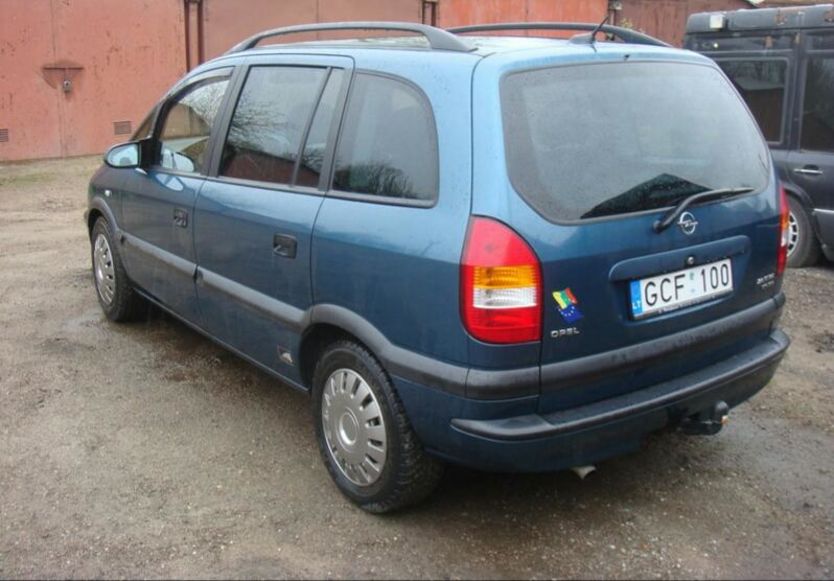 Продам Opel Zafira 2001 года в Киеве