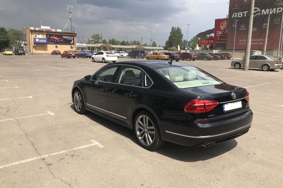 Продам Volkswagen Passat B8 R-zline 2016 года в Николаеве