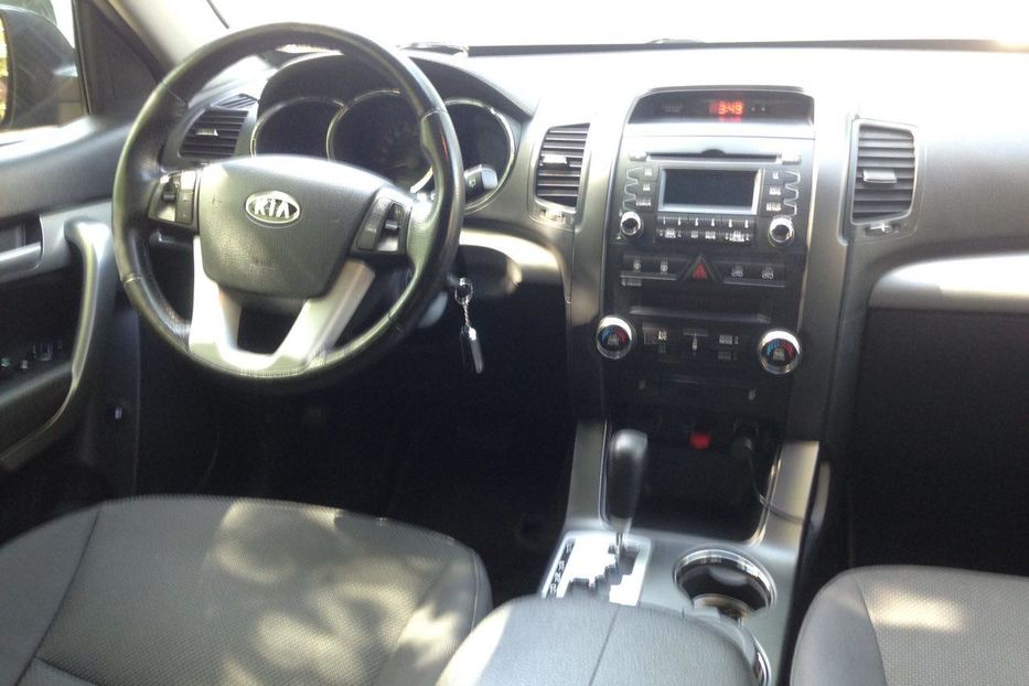 Продам Kia Sorento 2010 года в Киеве