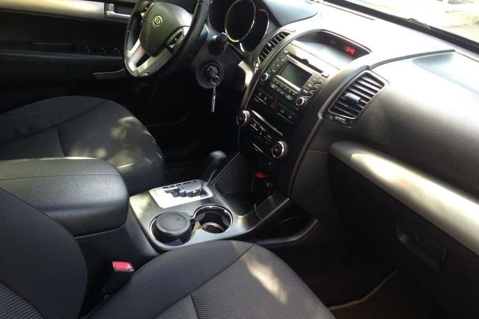 Продам Kia Sorento 2010 года в Киеве
