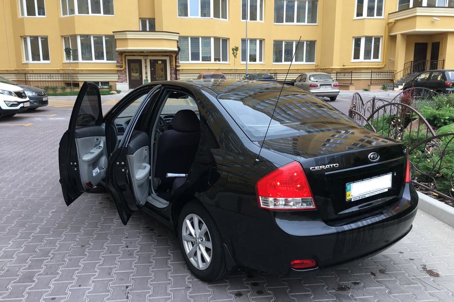 Продам Kia Cerato Lx 2008 года в Киеве