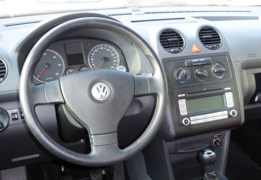 Продам Volkswagen Caddy пасс. Поиск... 2008 года в Львове