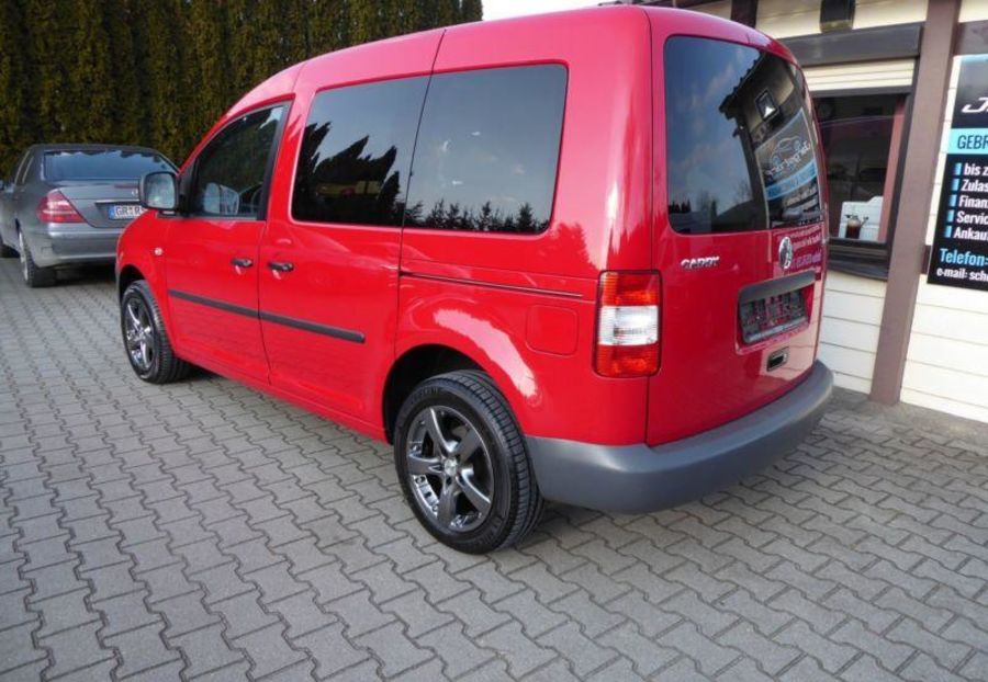 Продам Volkswagen Caddy пасс. Поиск... 2008 года в Львове