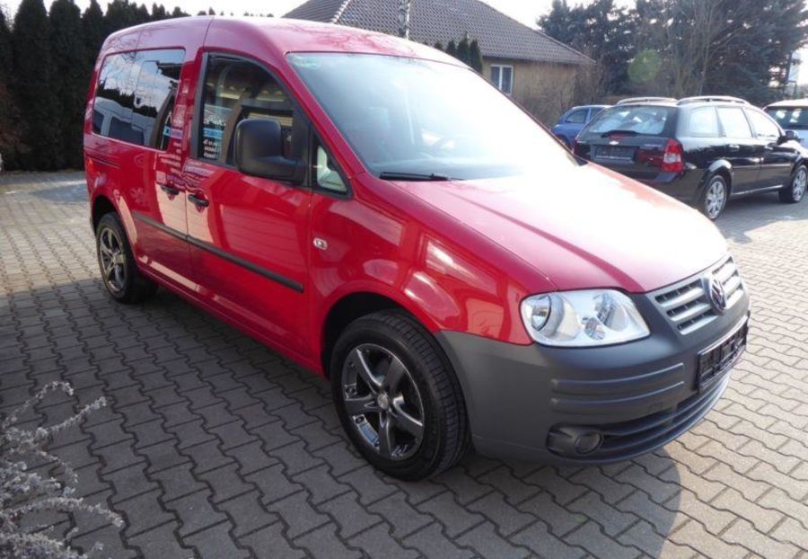 Продам Volkswagen Caddy пасс. Поиск... 2008 года в Львове