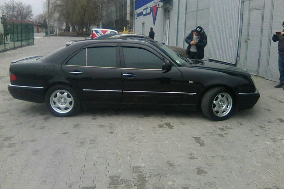Продам Mercedes-Benz 320 1998 года в Ивано-Франковске