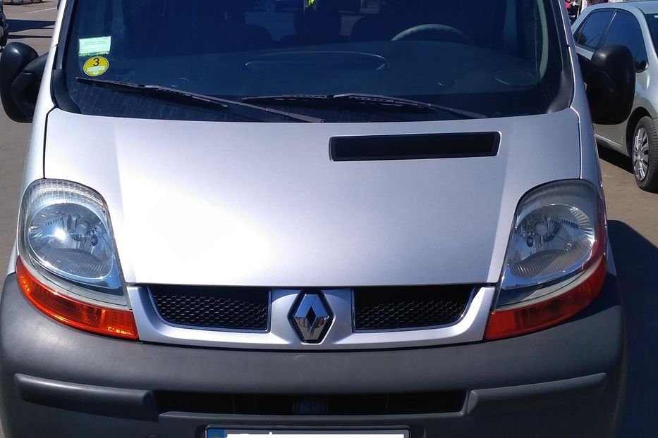 Продам Renault Trafic пасс. 2002 года в Ровно