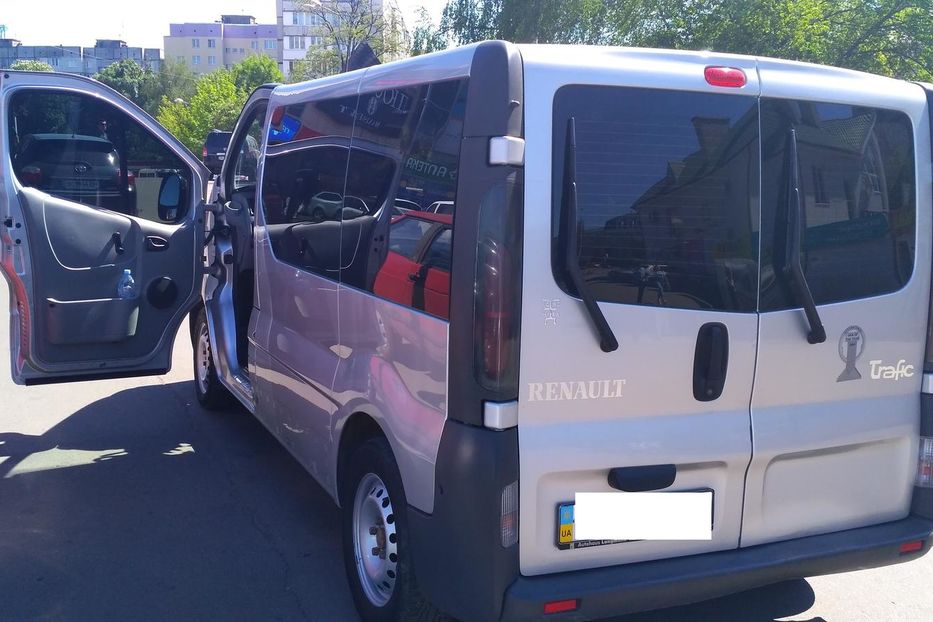 Продам Renault Trafic пасс. 2002 года в Ровно