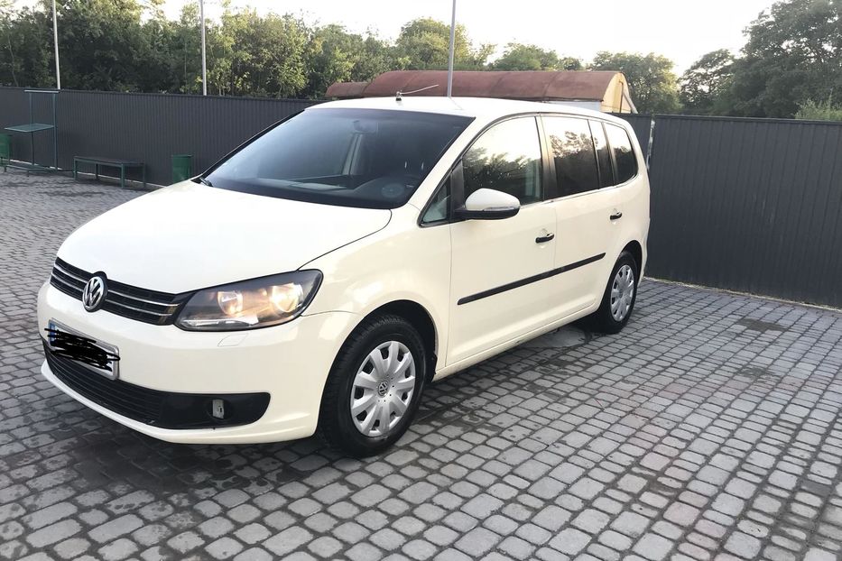 Продам Volkswagen Touran 1.6 TRENDLINE  2011 года в г. Надворная, Ивано-Франковская область