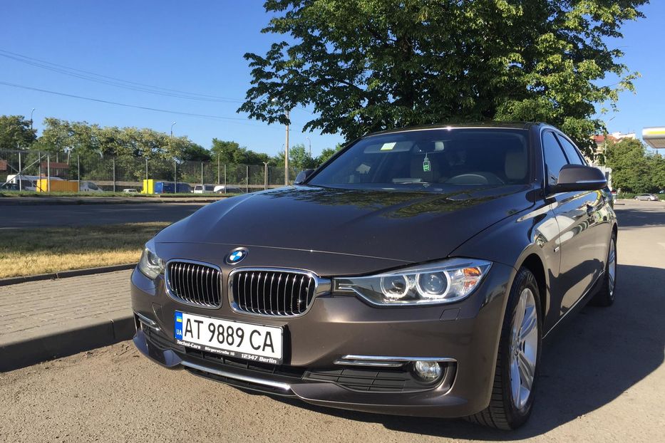 Продам BMW 320 LUXURY 2013 года в Ивано-Франковске