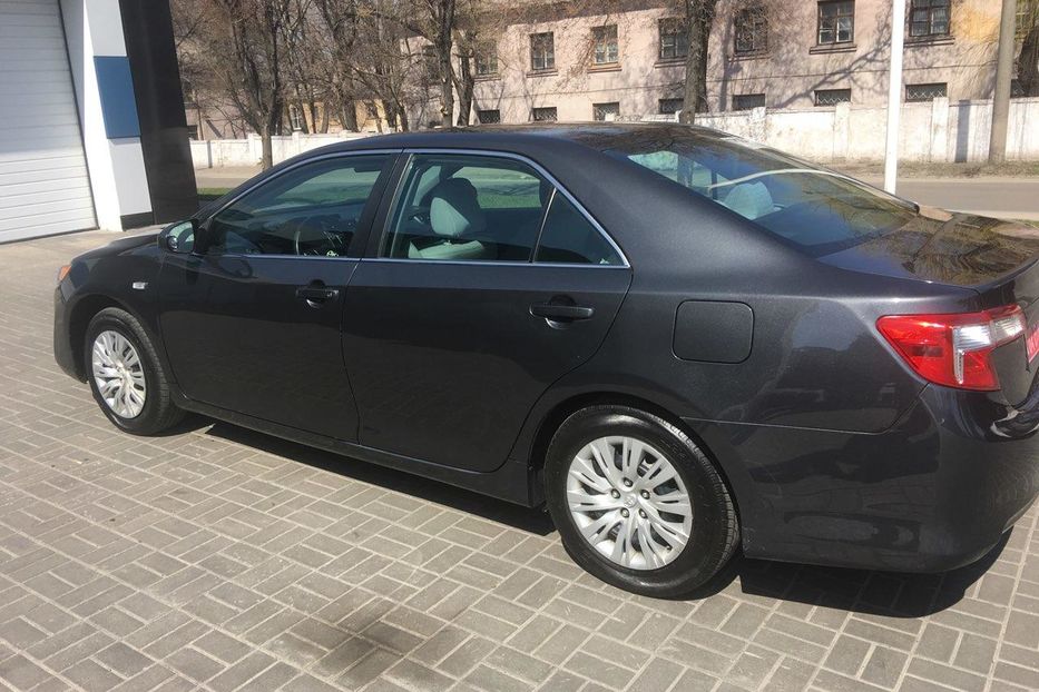 Продам Toyota Camry 2014 года в г. Каменское, Днепропетровская область