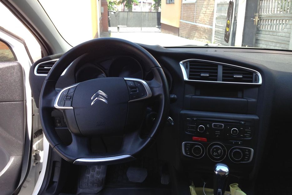 Продам Citroen C4 VTI 120 1.6 2013 года в Кропивницком