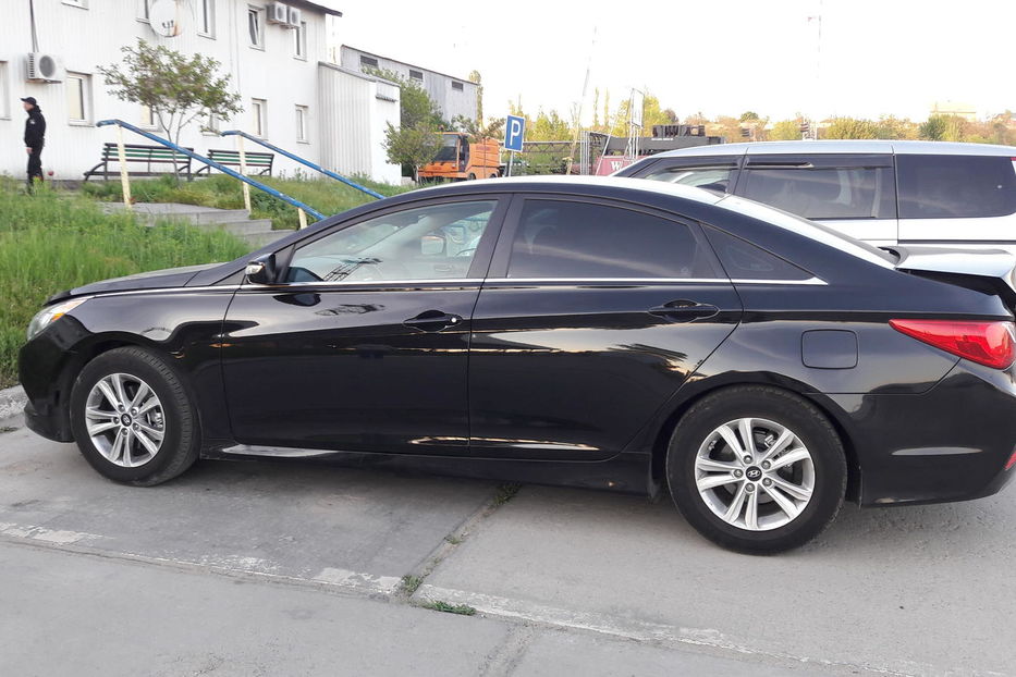 Продам Hyundai Sonata 2014 года в Киеве