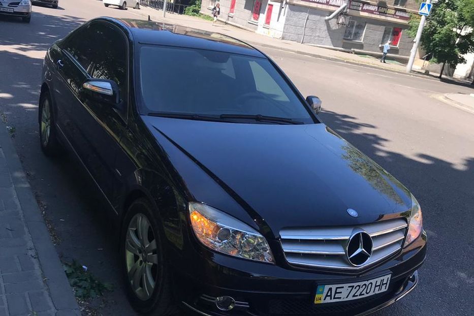 Продам Mercedes-Benz C-Class Avangarde 2008 года в Днепре