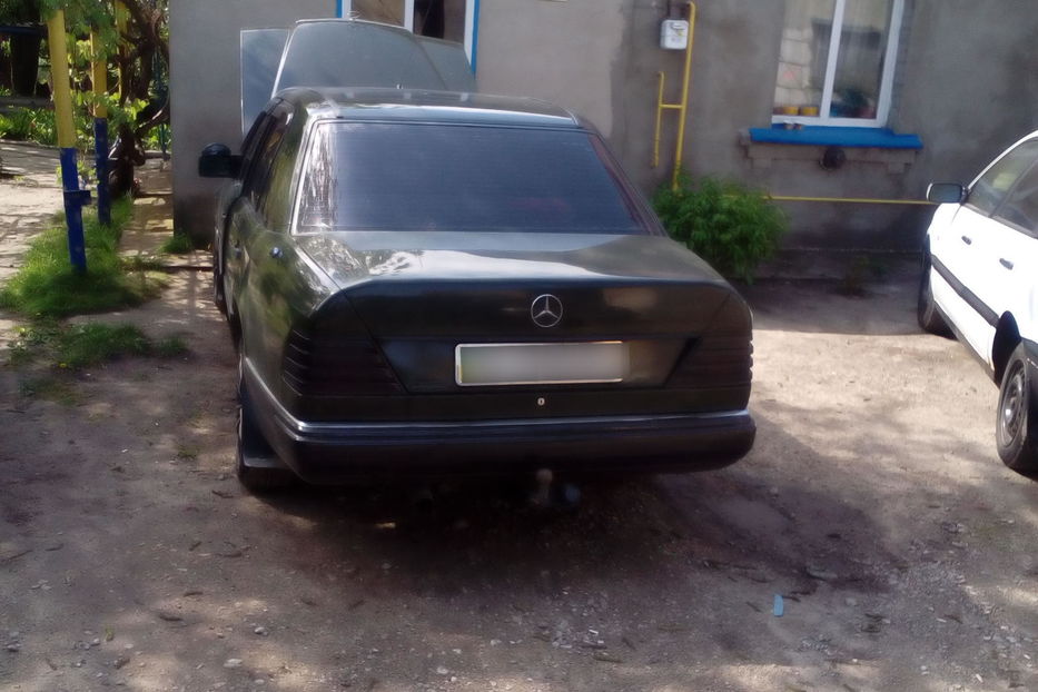 Продам Mercedes-Benz E-Class 1987 года в г. Обухов, Киевская область