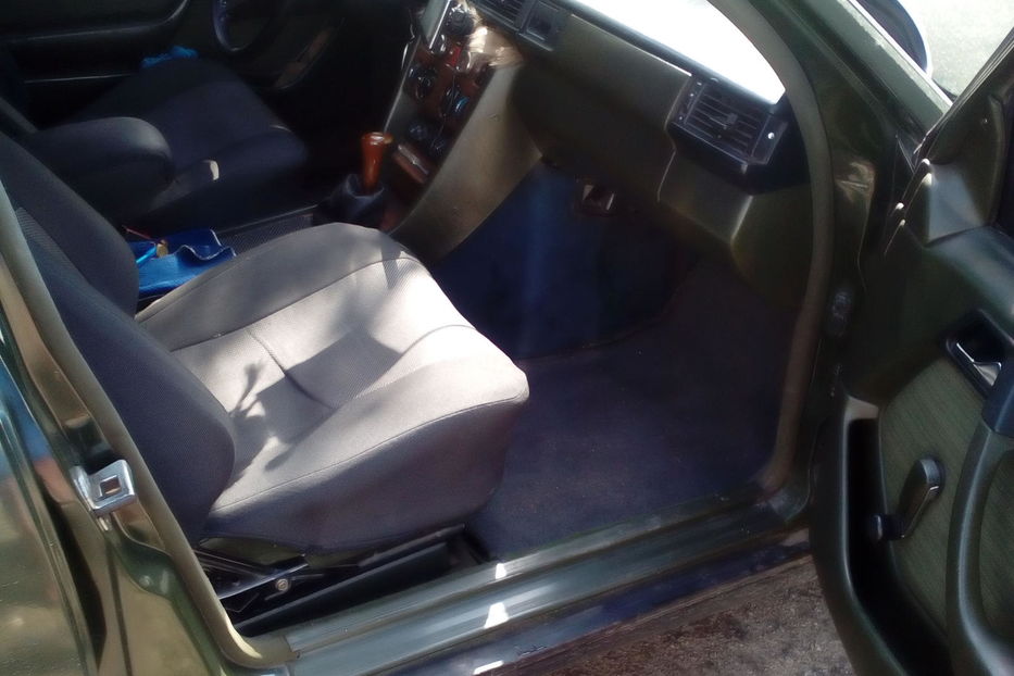 Продам Mercedes-Benz E-Class 1987 года в г. Обухов, Киевская область