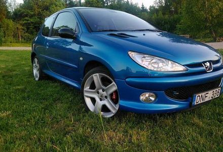 Продам Peugeot 206 2004 года в Киеве