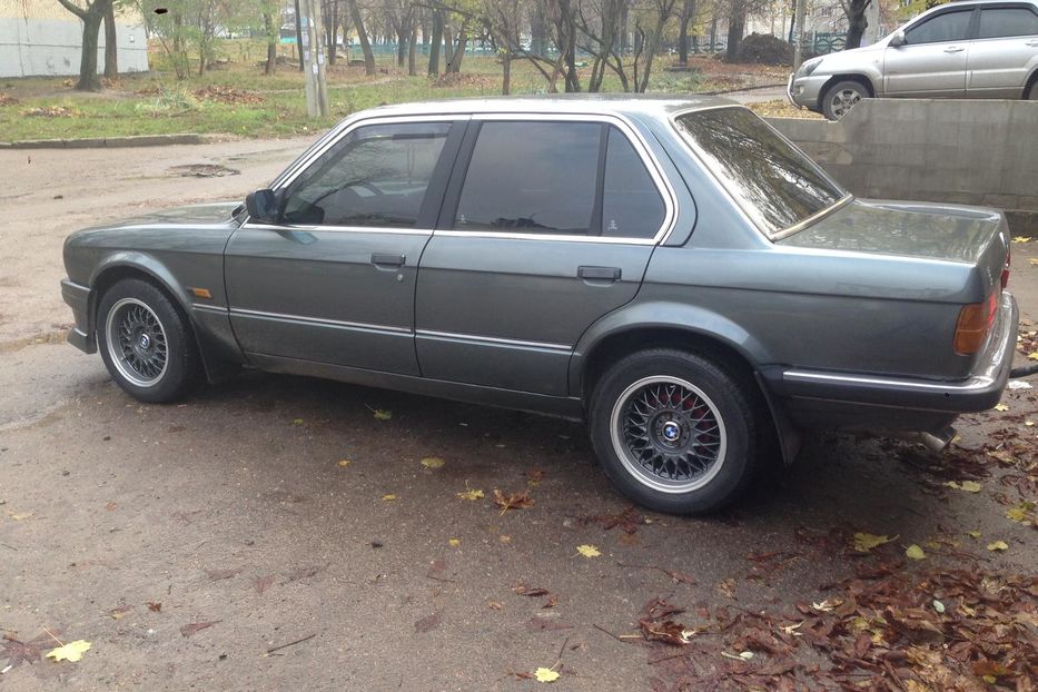 Продам BMW 318 1986 года в Харькове