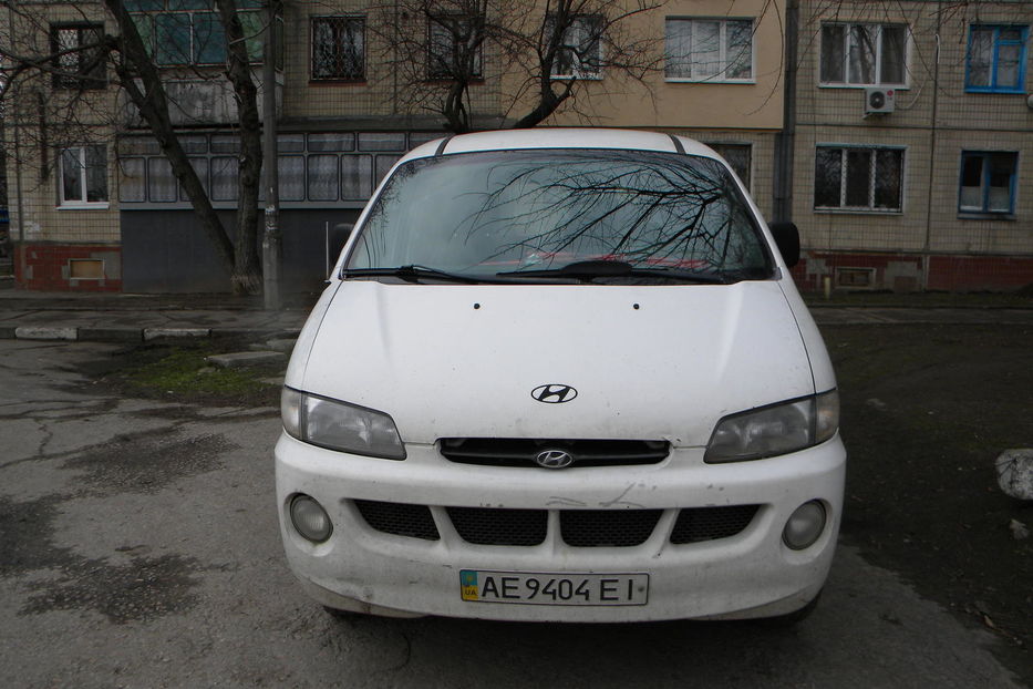 Продам Hyundai H 200 груз. Фургон малотонажный 1998 года в г. Никополь, Днепропетровская область