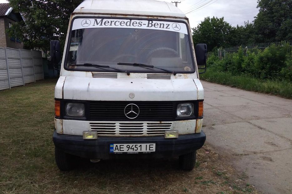 Продам Mercedes-Benz 208 пасс. 1994 года в г. Кривой Рог, Днепропетровская область