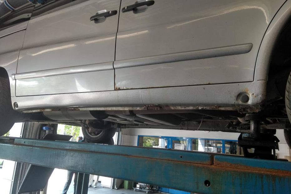 Продам Mercedes-Benz Vito пасс. 2001 года в Киеве