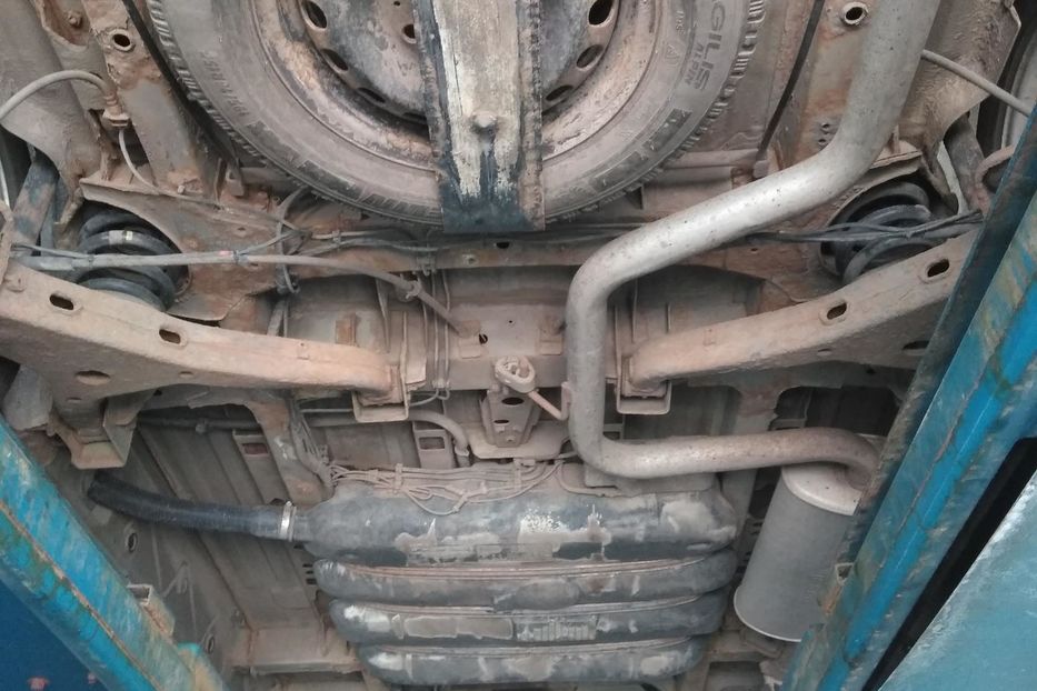 Продам Mercedes-Benz Vito пасс. 2001 года в Киеве