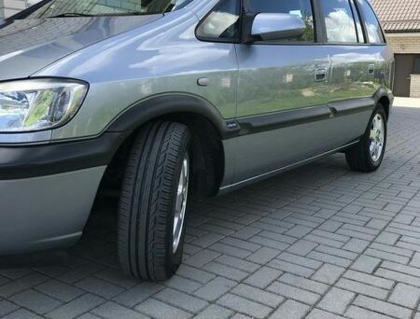 Продам Opel Zafira 2003 года в Киеве