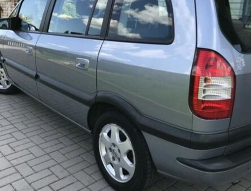 Продам Opel Zafira 2003 года в Киеве