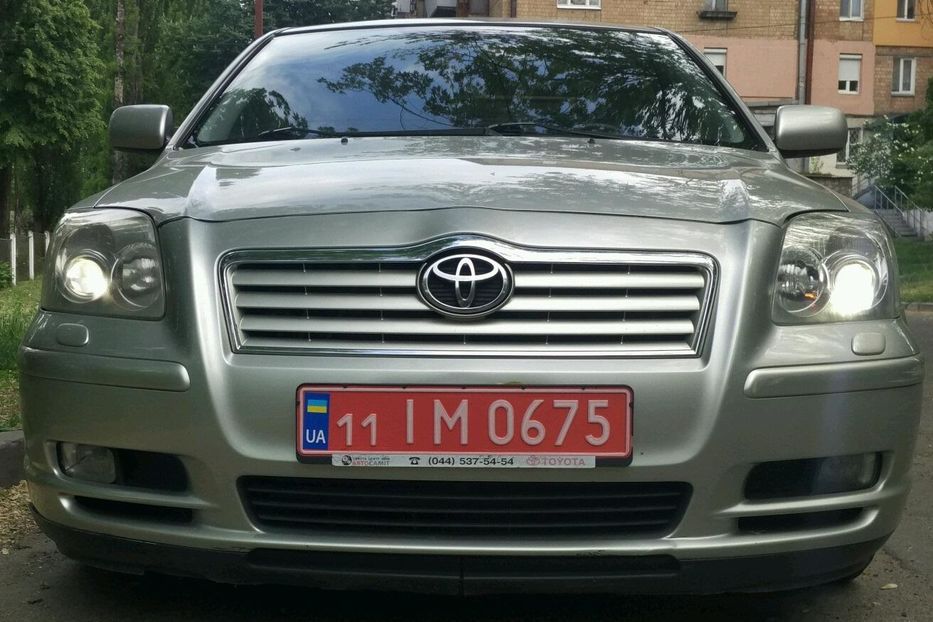 Продам Toyota Avensis 2004 года в Киеве