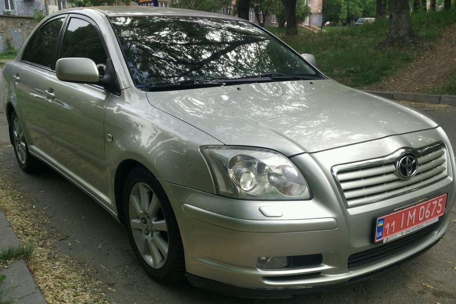 Продам Toyota Avensis 2004 года в Киеве