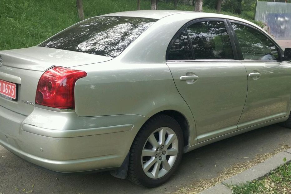 Продам Toyota Avensis 2004 года в Киеве