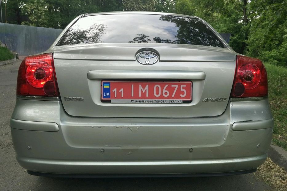 Продам Toyota Avensis 2004 года в Киеве