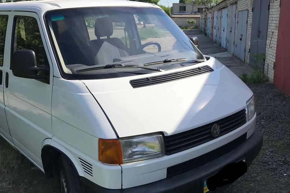 Продам Volkswagen T4 (Transporter) пасс. грузопассажирский 5+1 1997 года в Луцке