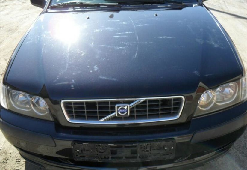 Продам Volvo V40 2002 года в Киеве